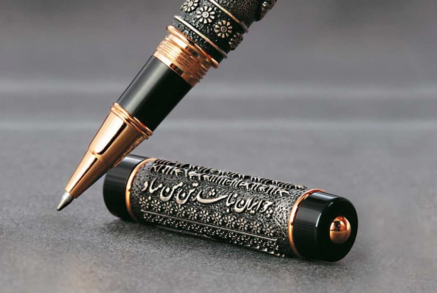 خودکار نوک تیز؛ 3 رنگ (آبی مشکی قرمز) + قابلیت پاک شدن