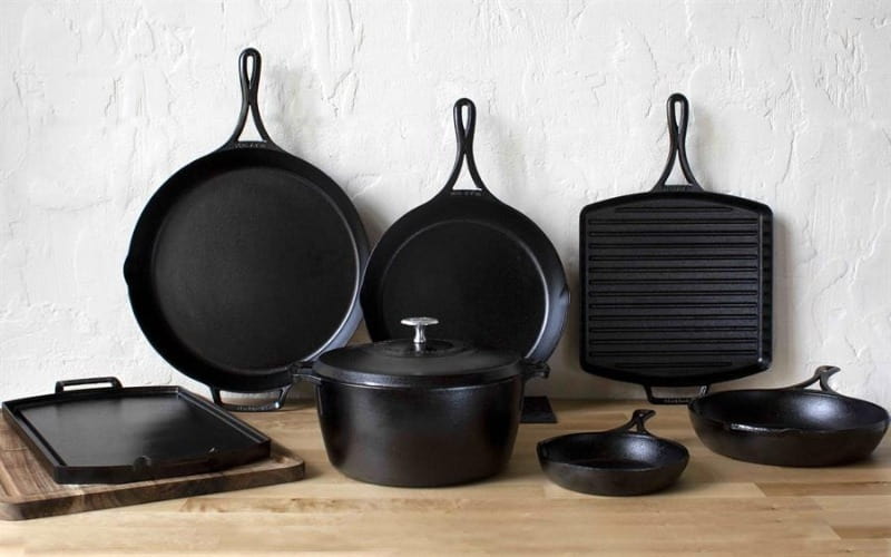 قابلمه چدن دسینی 10 پارچه ایتالیا؛ لایه ضخیم گرما رسانی بالا