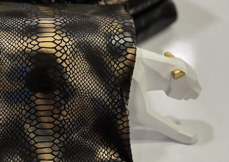 پارچه سوییت پوست ماری Suite fabric بافت نرم مخصوص لباس زمستانی