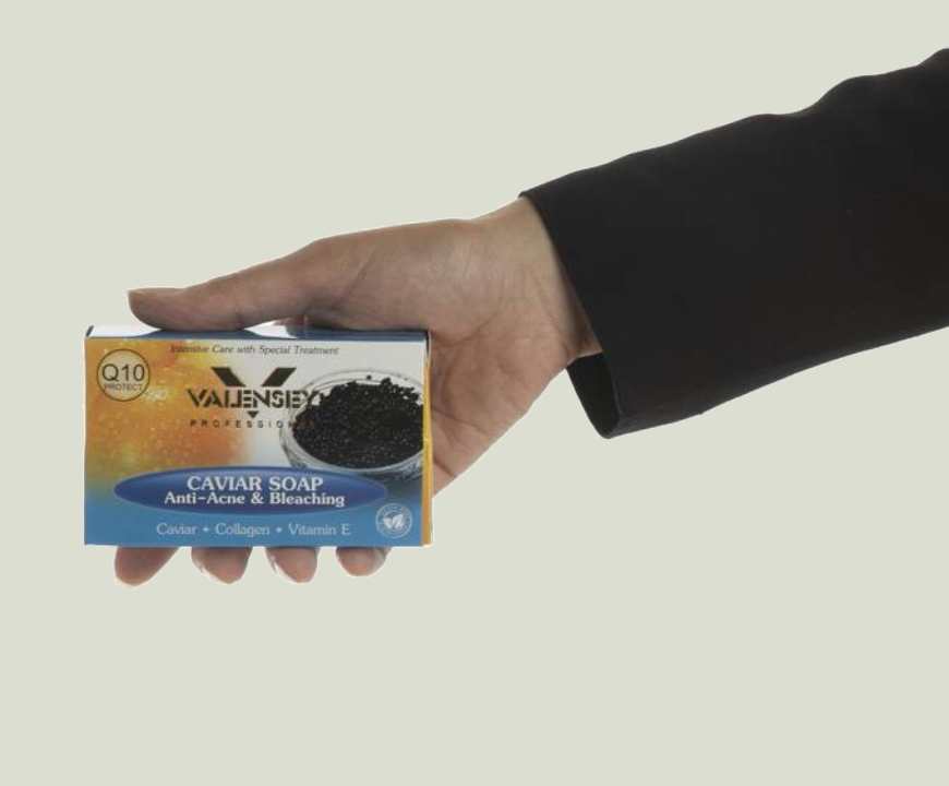 صابون خاویار اصل؛ رنگ مشکی شفاف Vitamin E نرمی لطافت پوست