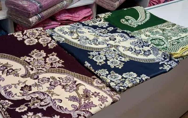 روفرشی مسافرتی سیمین؛ کلاسیک مدرن مخملی شانل جنس نخم ابریشم پلی استر