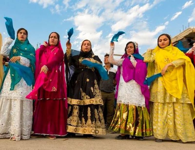 قیمت لباس زنانه بختیاری