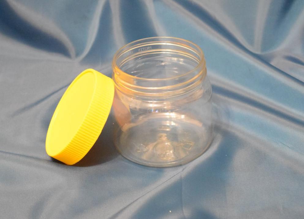 پودر آب پنیر بدنسازی whey powder سفید رنگ جهت عضله سازی