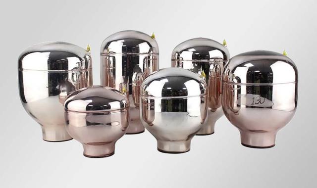 شیشه فلاسک ژاپنی ؛ مدت نگهداری گرما 48 ساعت طلایی رنگ