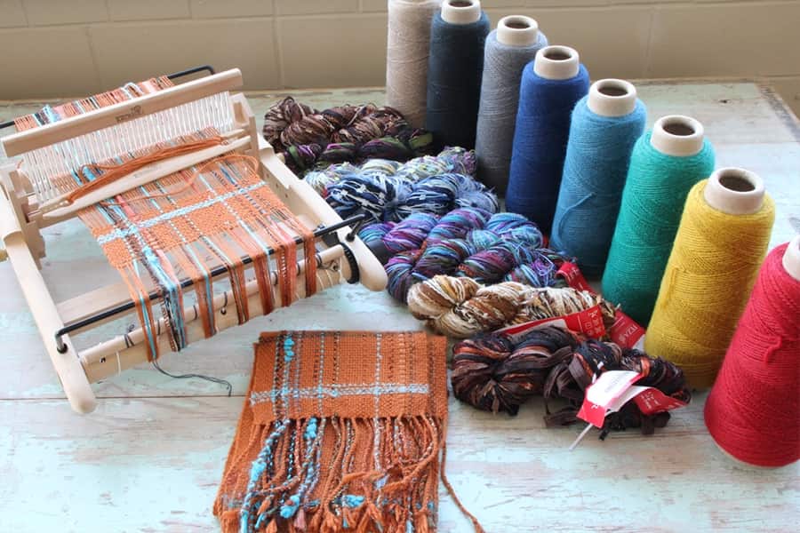 نخ پشمی گلیم بافی ؛ پشم گوسفند با ضخامت بالا