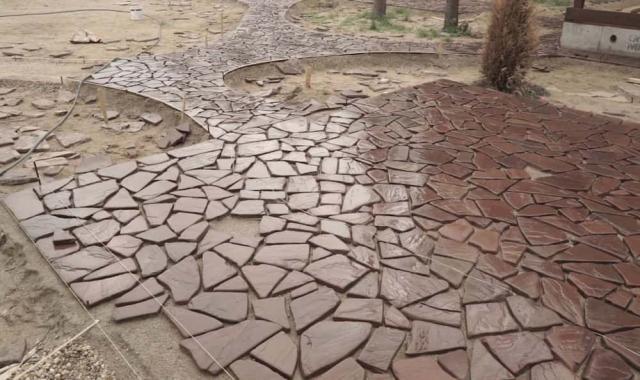 سنگ لاشه اصفهان Carcass stone بدون تراشکاری مقاوم مناسب حیاط ویلا