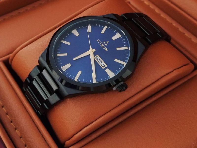 ساعت فیترون مردانه ؛ طراحی زیبا قاب ضخیم بند چرمی فلزی
