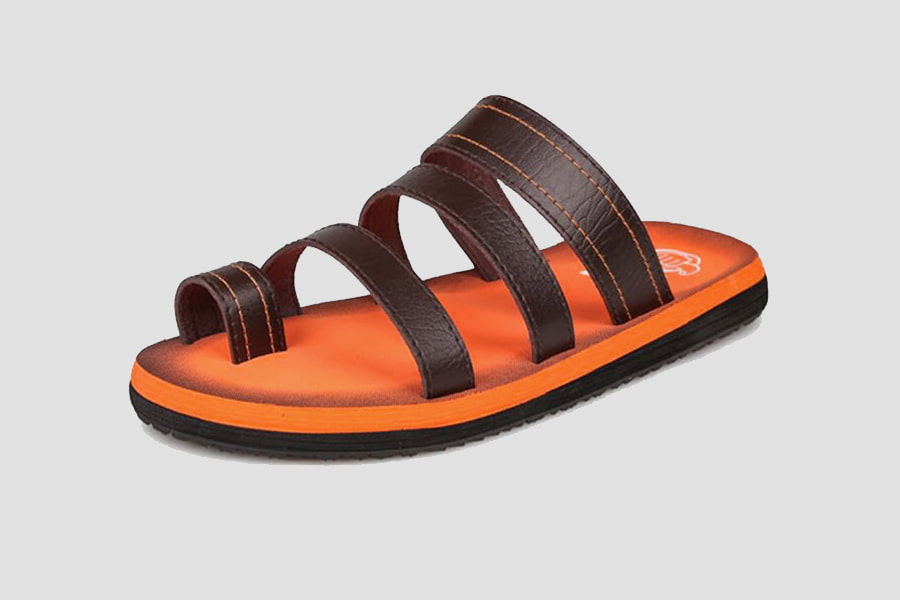 دمپایی المطراش انگشتی ؛ کفی نرم چرمی رنگبندی قهوه ای مشکی عسلی 3 نوع ساده انگشتی بند دار