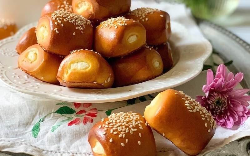 شیرینی دانمارکی sweets چاشنی کنجد خلال بادام