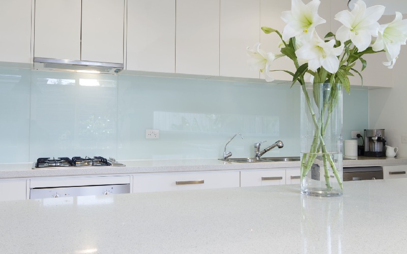 شیشه لاکوبل بین کابینتی؛ ظاهر زیبا شکیل 4 ویژگی ضد آب ضربه حریق مقاومت بالا