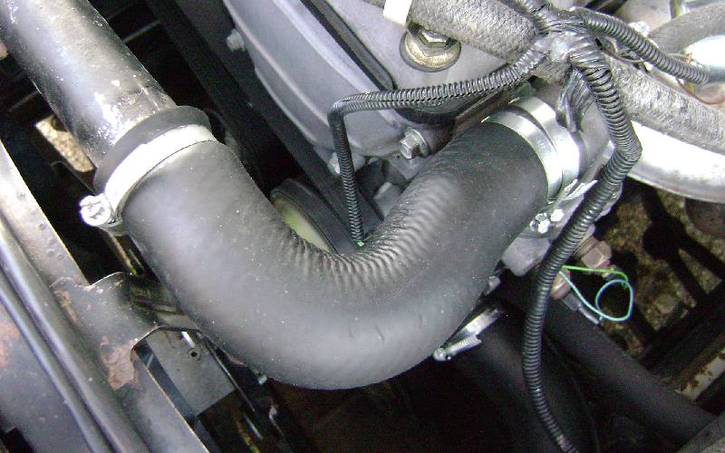 شیلنگ رادیاتور پراید Radiator hose پلاستیکی مقاوم برابر گرما فشار