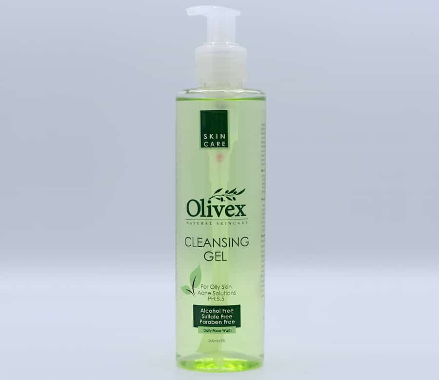 شوینده پوست چرب الیوکس؛ لایه بردار فاقد ترکیبات شیمیایی