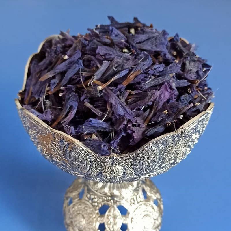 گل گاوزبان گیاهینه؛ درمان سرماخوردگی ضد درد مواد مغذی (آهن کلسیم)