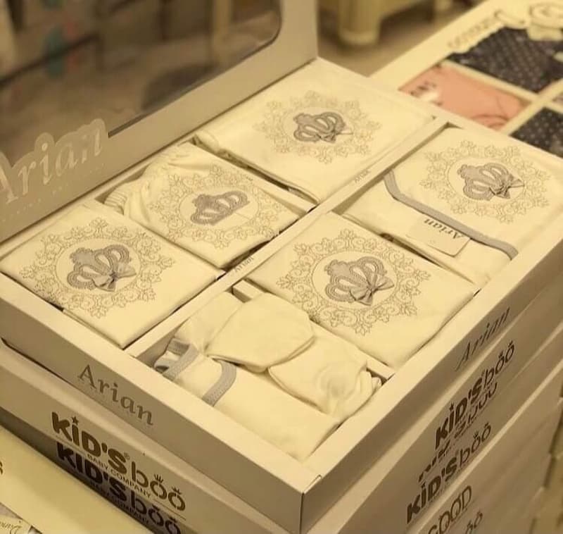 لباس نوزادی جعبه ای؛ دخترانه پسرانه جنس نخ پنبه تعداد (5 19 تیکه) baby clothes