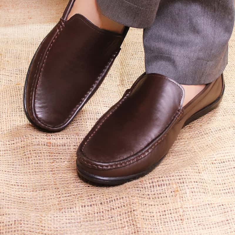 کفش کالج طبی؛ اسپرت چرم سبک مشکی روشن تیره Standard