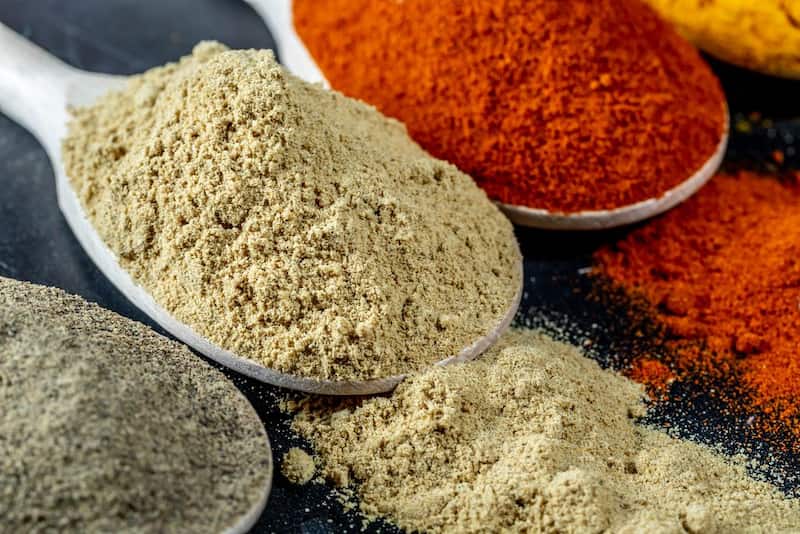 پودر پاپریکا عمده؛ ماده سازنده فلفل دلمه ای خشک شده مناسب سوپ خورشت