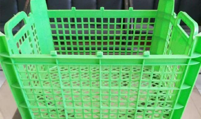 سبد پلاستیکی 12 کیلویی؛ قابل شستشو سبک مناسب حمل میوه
