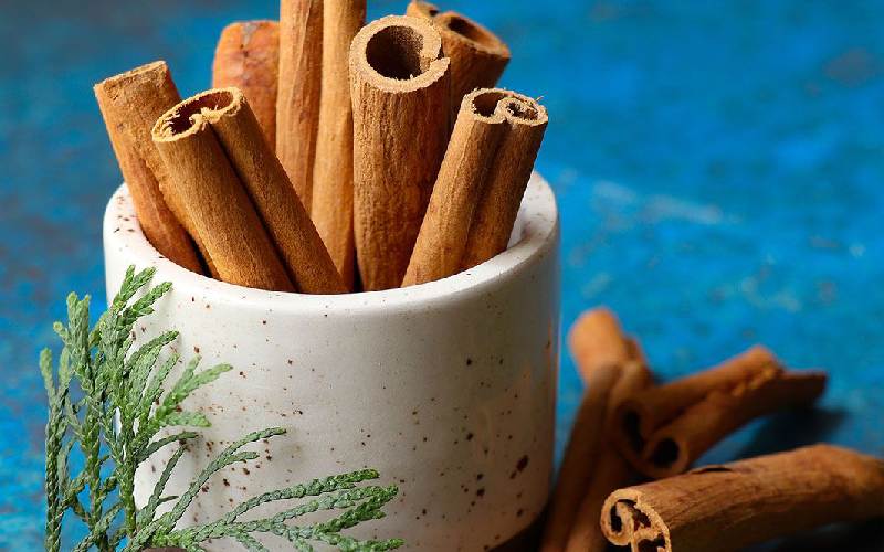 چوب دارچین لوله ای؛ طعم تند کاهش بیماری قلبی عروقی (ویتامین k)