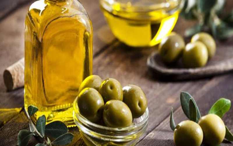 روغن زیتون بکر ایرانی؛ پیشگیری پوکی استخوان درخشندگی زیبایی پوست