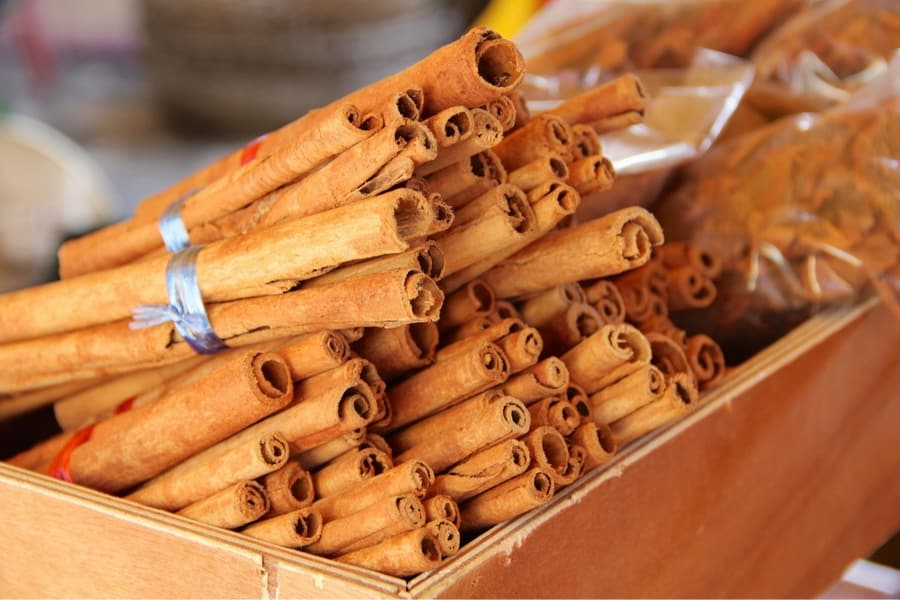 دارچین قلمی Cinnamon خواص آنتی بیوتیک تنظیم فشار خون + چاشنی غذا
