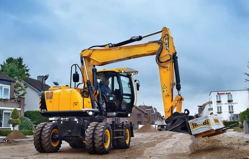 بیل مکانیکی هیدرومک لاستیکی Excavator مستحکم مناسب کوهستان شهر بیابان