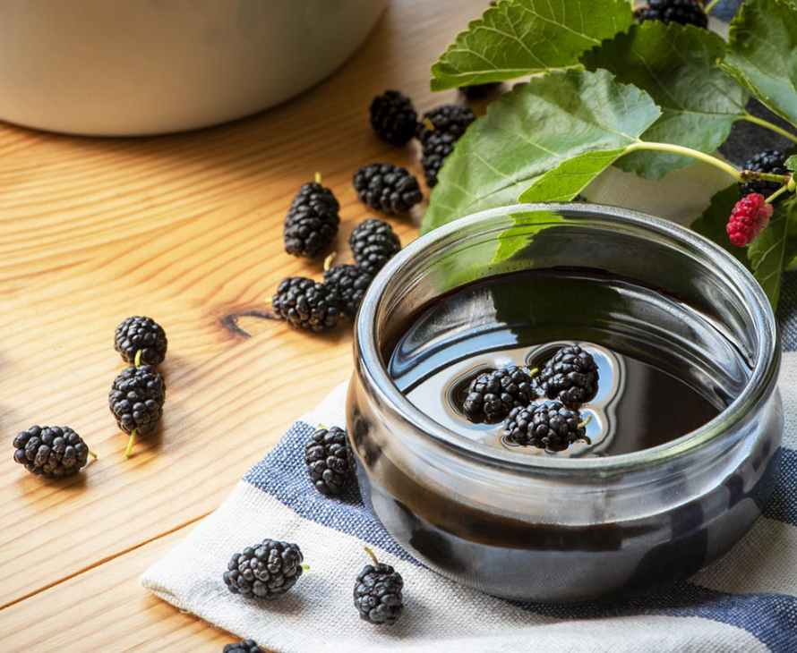 شیره توت خانگی 1401؛ ارگانیک تازه طبع گرم حاوی (آهن فیبر)