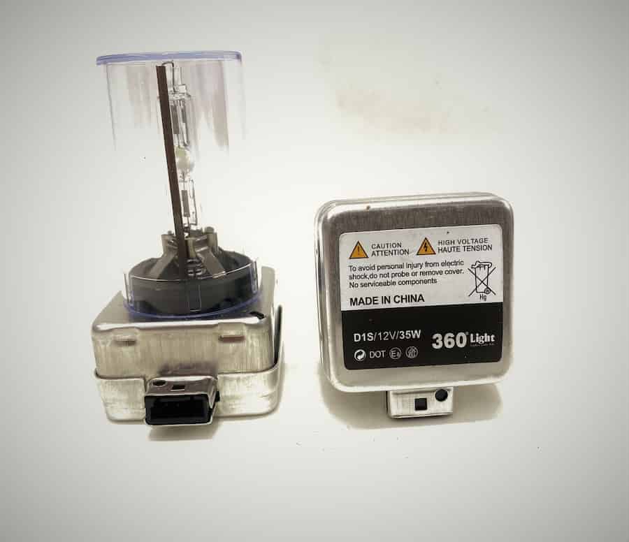 لامپ زنون ازرا (چراغ) فابریک سفید یخی ساخت China