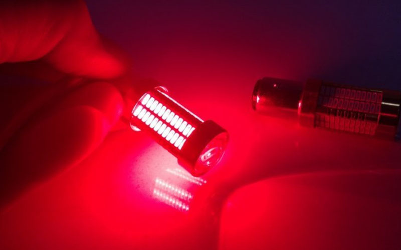 لامپ قرمز ال ای دی؛ حبابی فیلامنتی هالوژنی نور پردازی مجالس