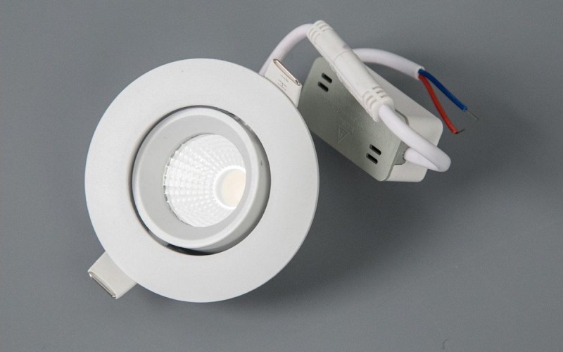 لامپ هالوژن چشمی؛ ال ای دی کم مصرف نورپردازی مهتابی آفتابی