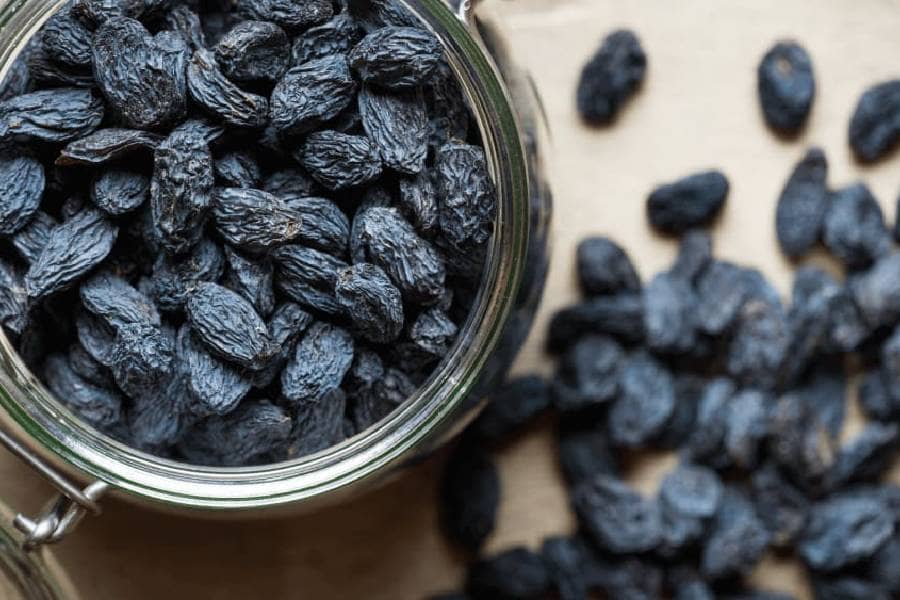 کشمش بدون تیزاب؛ درمان کم خونی آلزایمر حاوی (آهن ویتامین B منگنز)