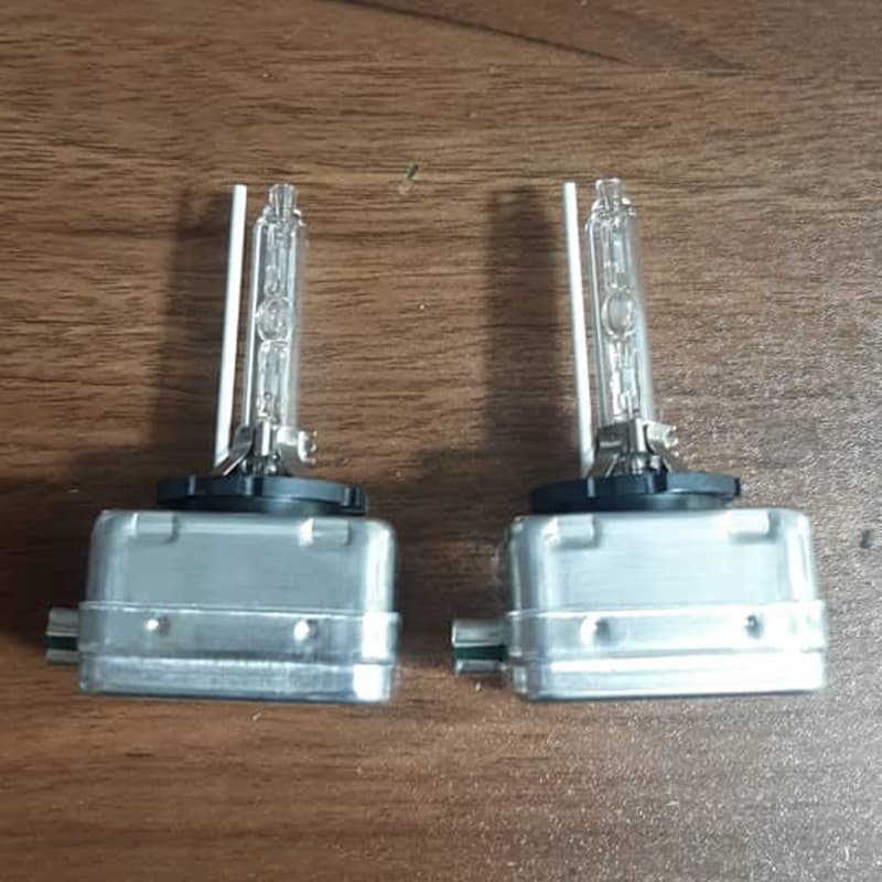 لامپ زنون لکسوس؛ شفاف قدرت نوردهی 4300 لومن عمر طولانی