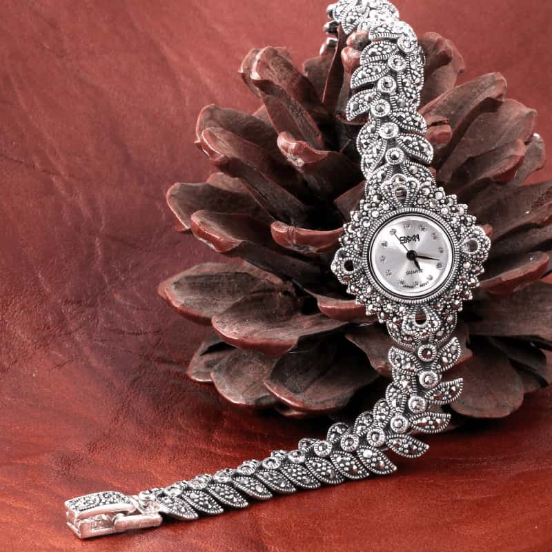 ساعت نقره زنانه سیاه قلم؛ نگین دار ضد آب بند تاشو روکش رودیوم