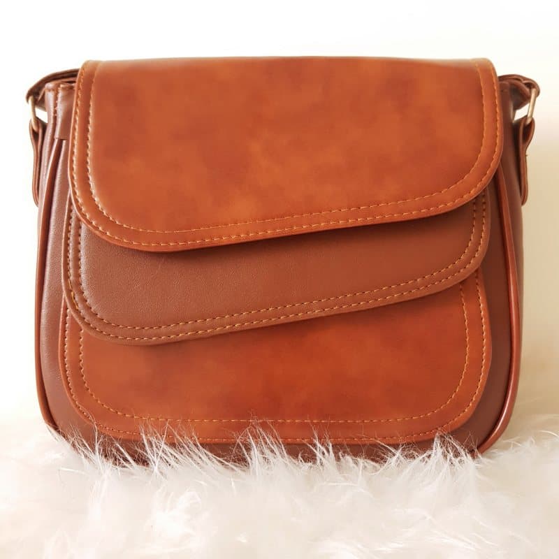 کیف چرم؛ زنانه مجلسی رودوشی پاسپورتی سگک دار ساده