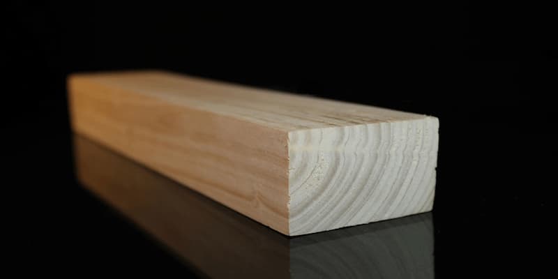 چوب چهار تراش در اصفهان؛ مکعبی مستطیلی رنگ تیره روشن