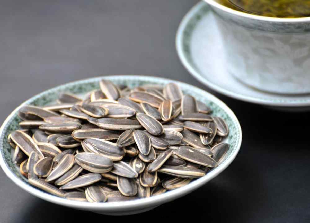 تخمه آفتاب گردان چینی؛ پوست ترد شکننده بهبود قلب تیروئید