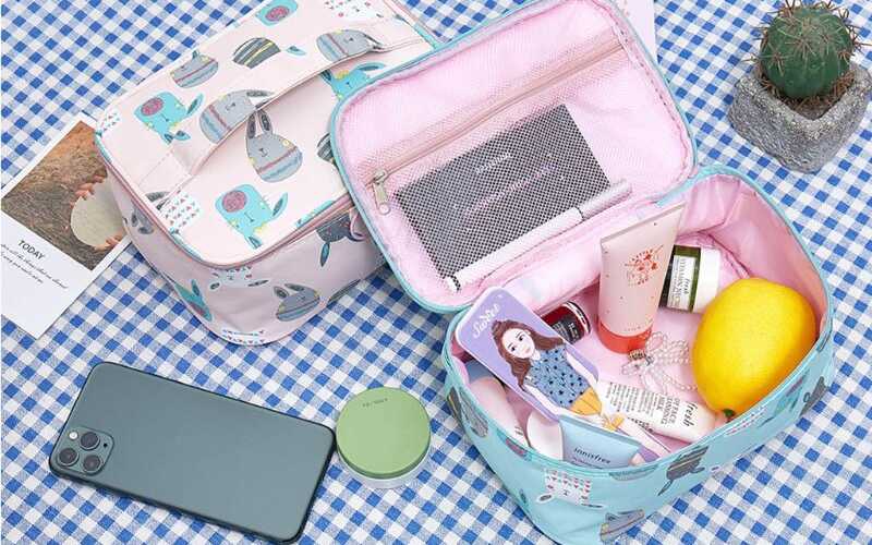 کیف لوازم آرایشی فانتزی؛ جنس (چرم مصنوعی پلاستیک جیر) ضد آب