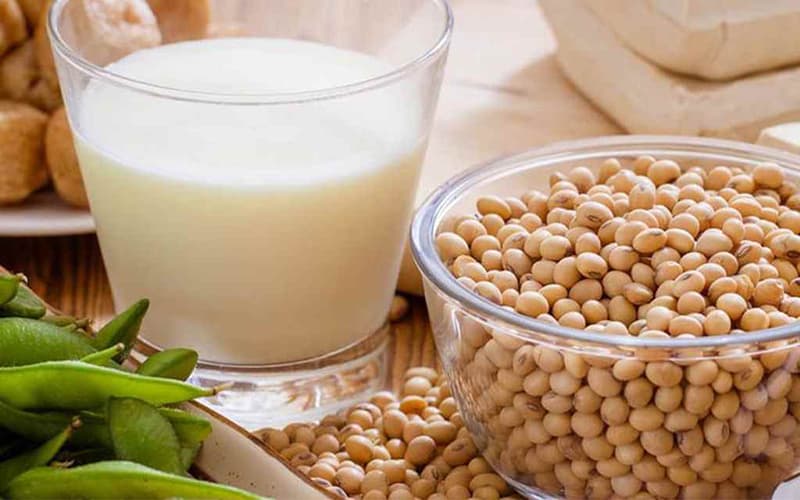 سویا کیلویی؛ خشک قهوه ای رنگ دارای پروتئین گیاهی سالم مغذی