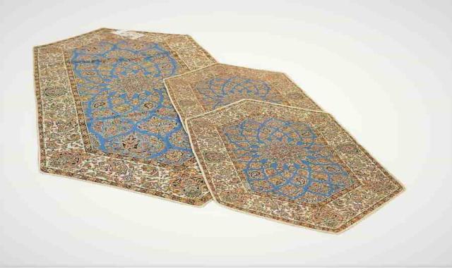 ترمه اصل قدیمی؛ قرمز طلایی سفید 3 طرح شهریار هاشمی شاه پسند