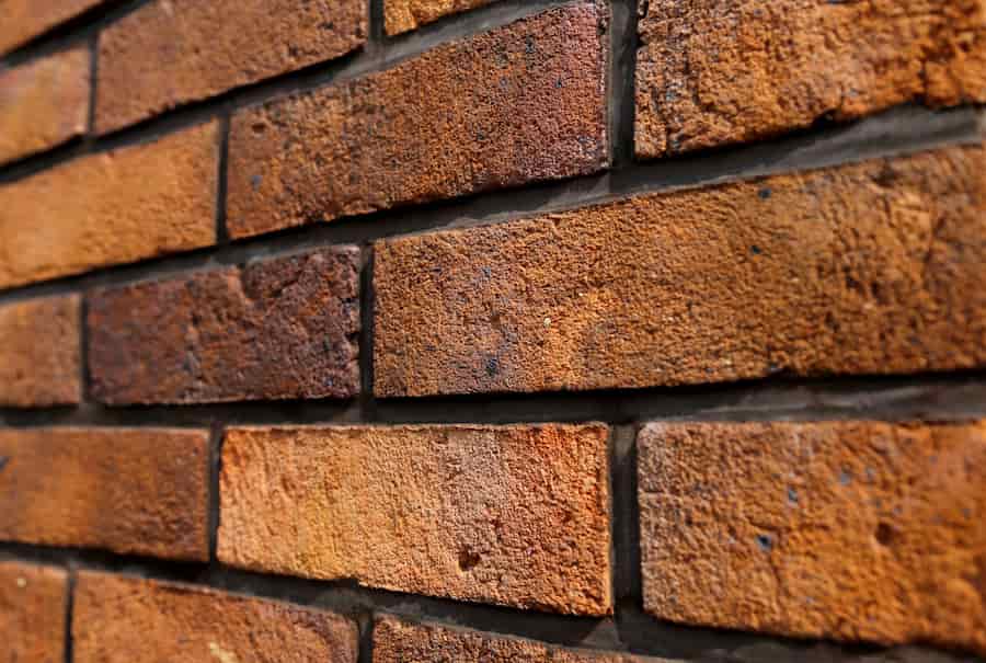آجر آذرخش؛ زرد قرمز بادوام مقاوم برابر ضربه حرارت brick