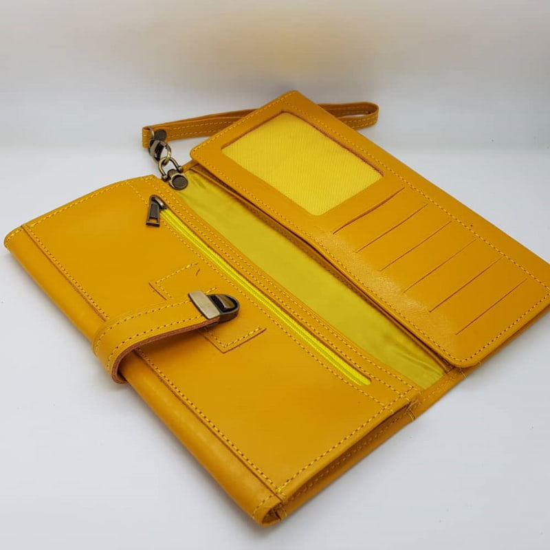 کیف دستی چرم طبیعی؛ رودوشی سبک مقاوم برابر نفوذ آب Bag