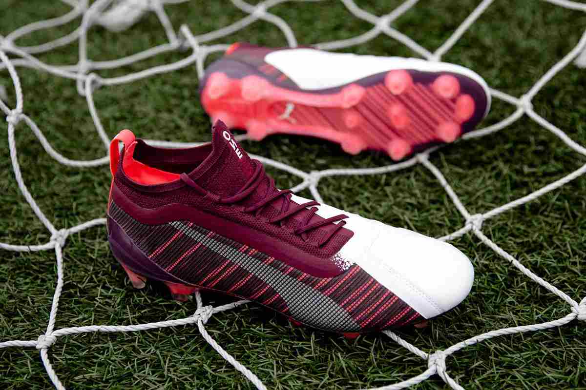 کفش فوتبال میخی (پوتین) چرم طبیعی مصنوعی سبک دوام بالا