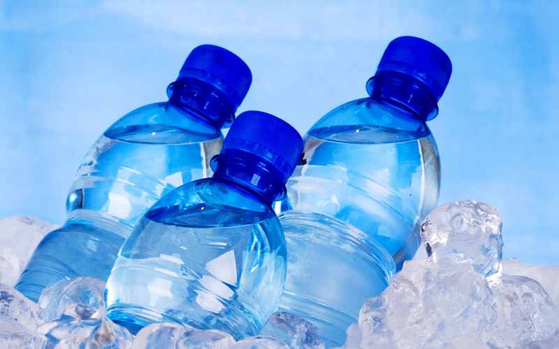 آب معدنی در کیش؛ بدون ناخالصی بسته بندی بهداشتی Water