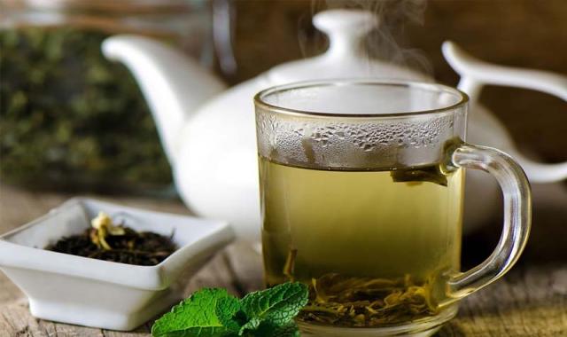 دمنوش نعناع فلفلی؛ طبع گرم ضد عفونی کننده بدن کاهش درد رفع خستگی