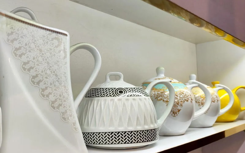 قوری بزرگ توس چینی؛ رنگ سفید مشکی مقاوم برابر دما teapot