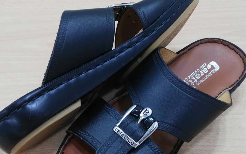 دمپایی عربی کارتیکو؛ طبی سبک چرم مقاوم Slippers