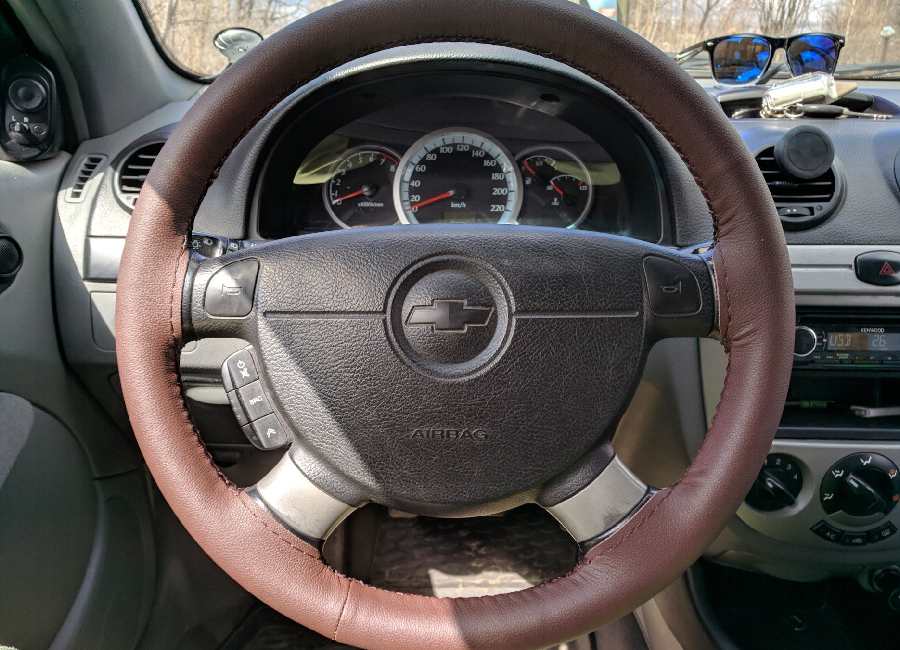 چرم دوزی دور فرمان؛ قالبی حلقه ای 2 رنگ قهوه ای مشکی