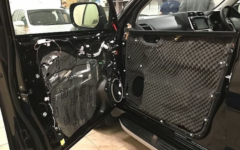 فوم عایق بازتابنده خودرو؛ مقاوم برابر صدا گرد غبار بسته بندی 4 عددی