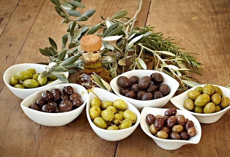 زیتون خام کیلویی؛ درشت ریز یکدست مانع بیماریهای قلبی عروقی