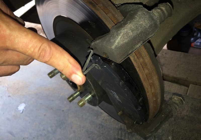 لنت ترمز تیبا ریویی؛ جنس فلزی ضخیم ضد لغزش