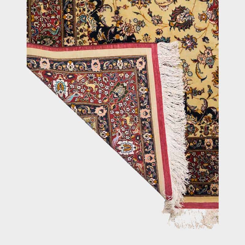 فرش تمام ابریشم قم ذرع و نیم (قالیچه) دستبافت طرح سنتی سایز 2 متری